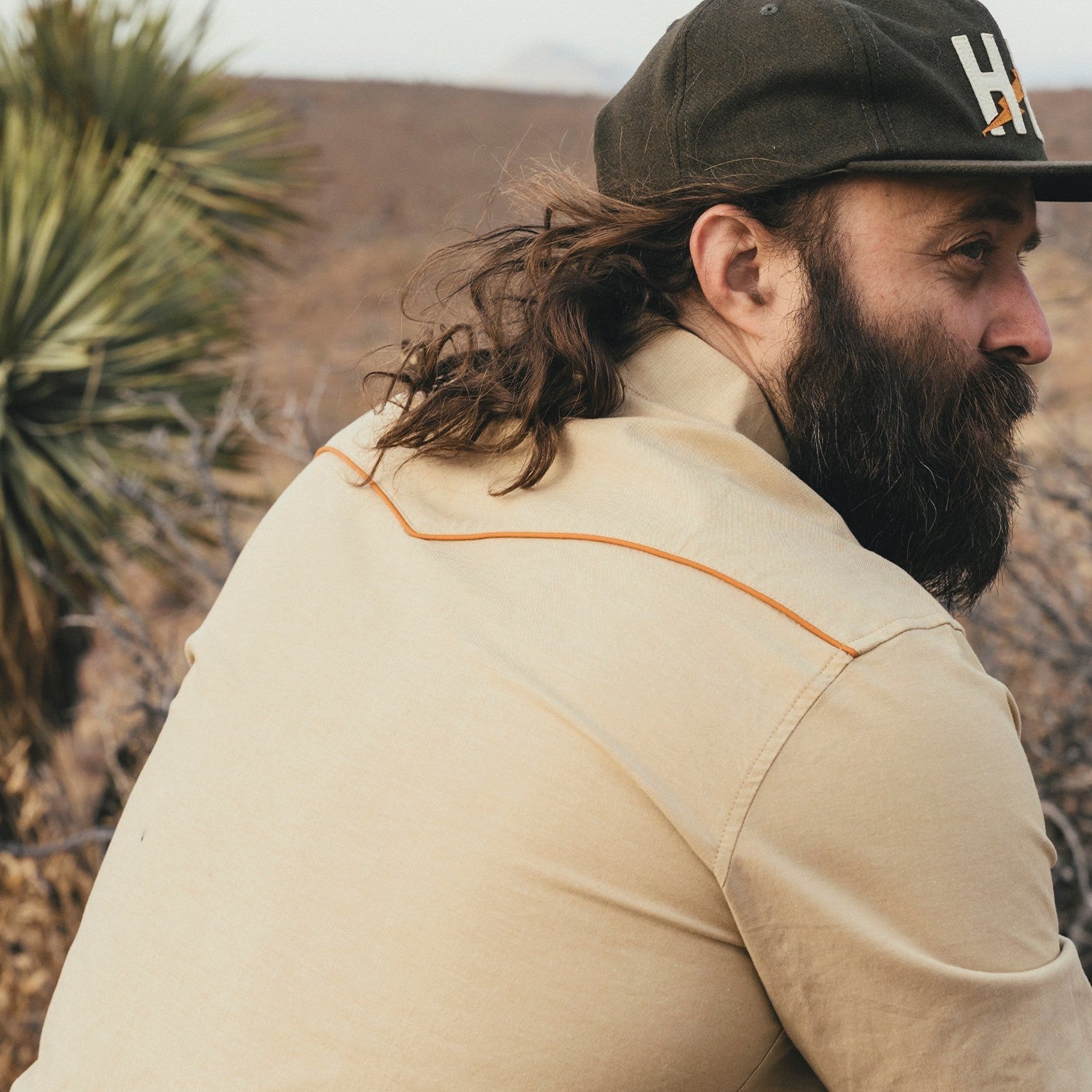 Roper's Clothing print cotton pearl snap shirt in El Sol: Gold, chest pocket detail