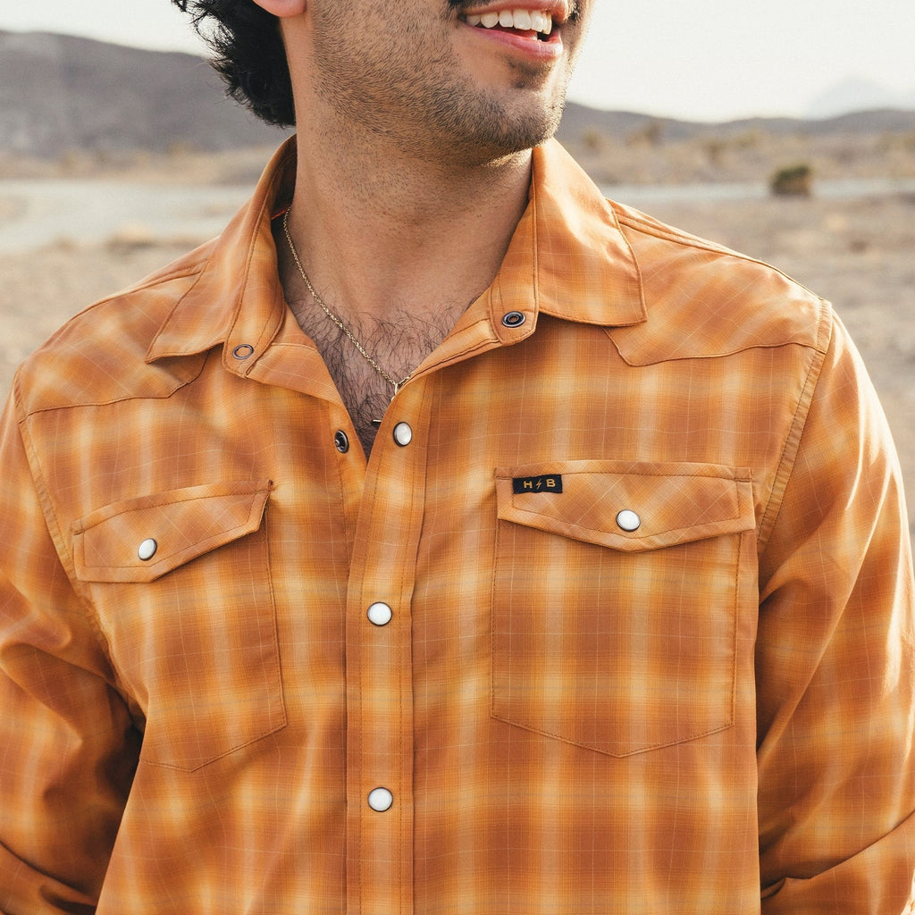Roper's Clothing plaid performance snap shirt in Kent Plaid: Foliage, collar detail
