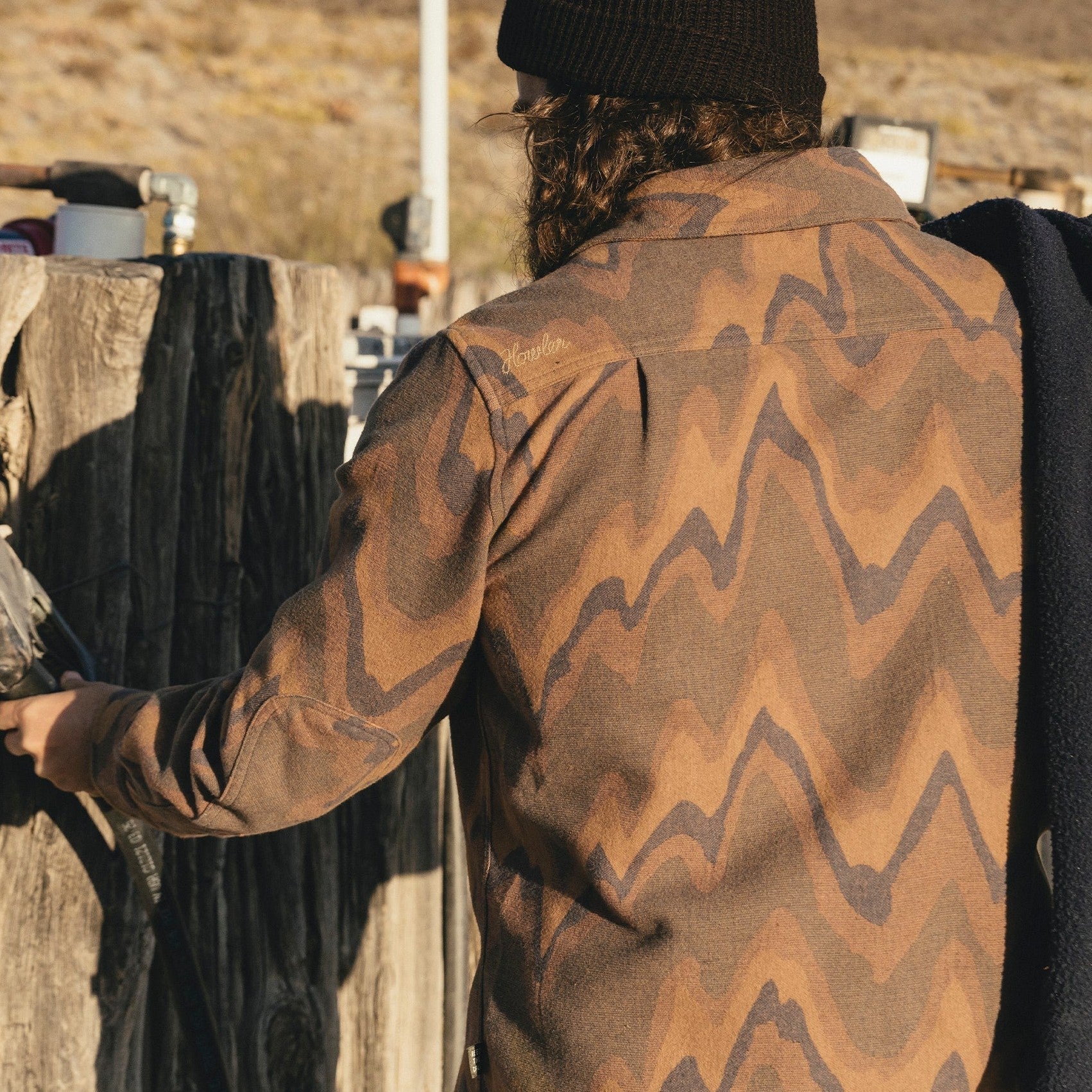 Roper's Clothing print flannel shirt in Sediment Jacquard: Camel, chest pocket detail