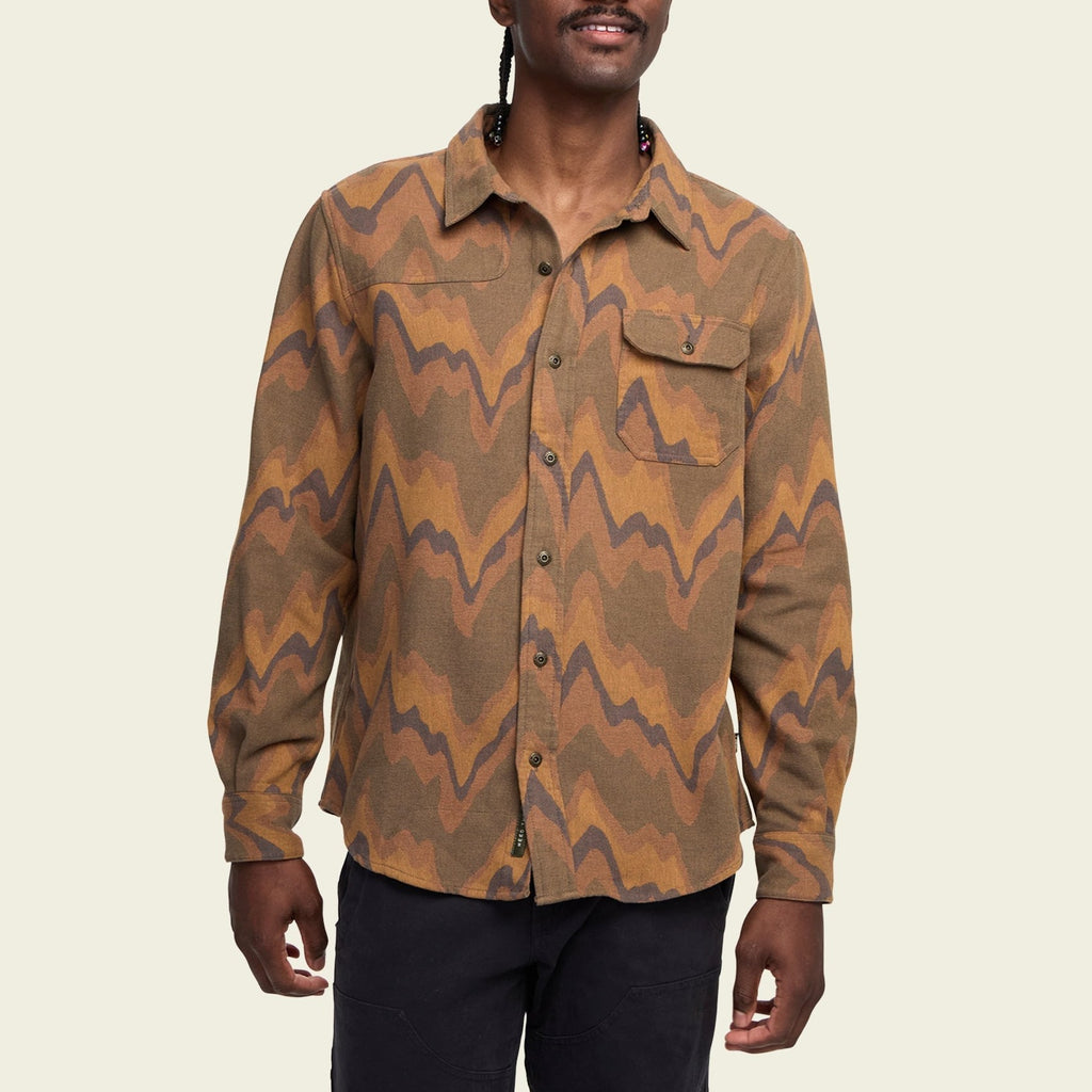 Roper's Clothing print flannel shirt in Sediment Jacquard: Camel, cuff and sleeve detail
