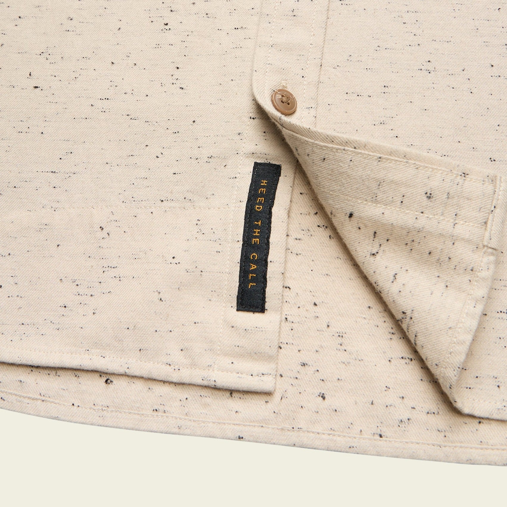 Roper's Clothing print flannel shirt in Speckled Sand, collar detail