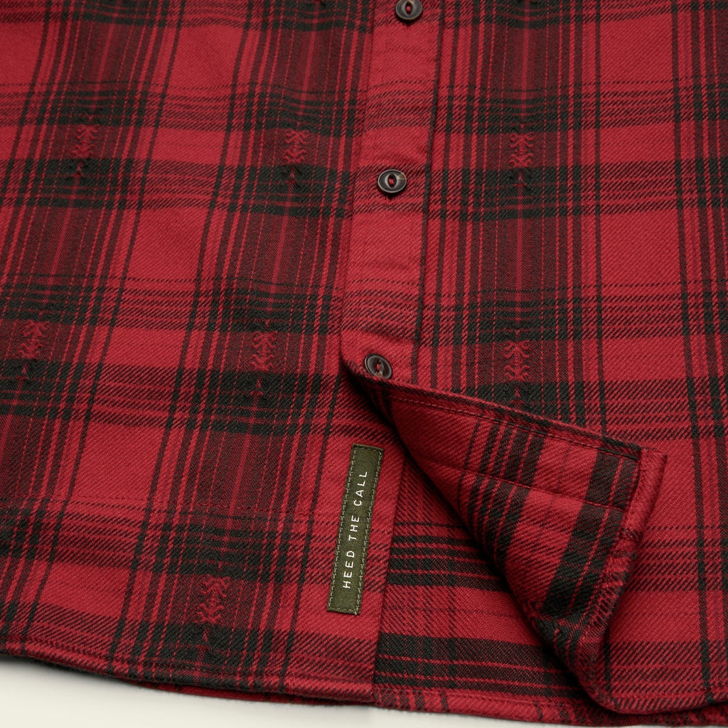 Roper's Clothing plaid flannel shirt jacket in Big Barrett Plaid: Brick Red, collar detail