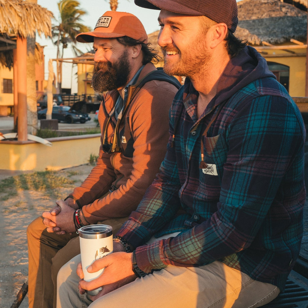 Roper's Clothing plaid hooded flannel in Mesa Plaid: Midnight, back view
