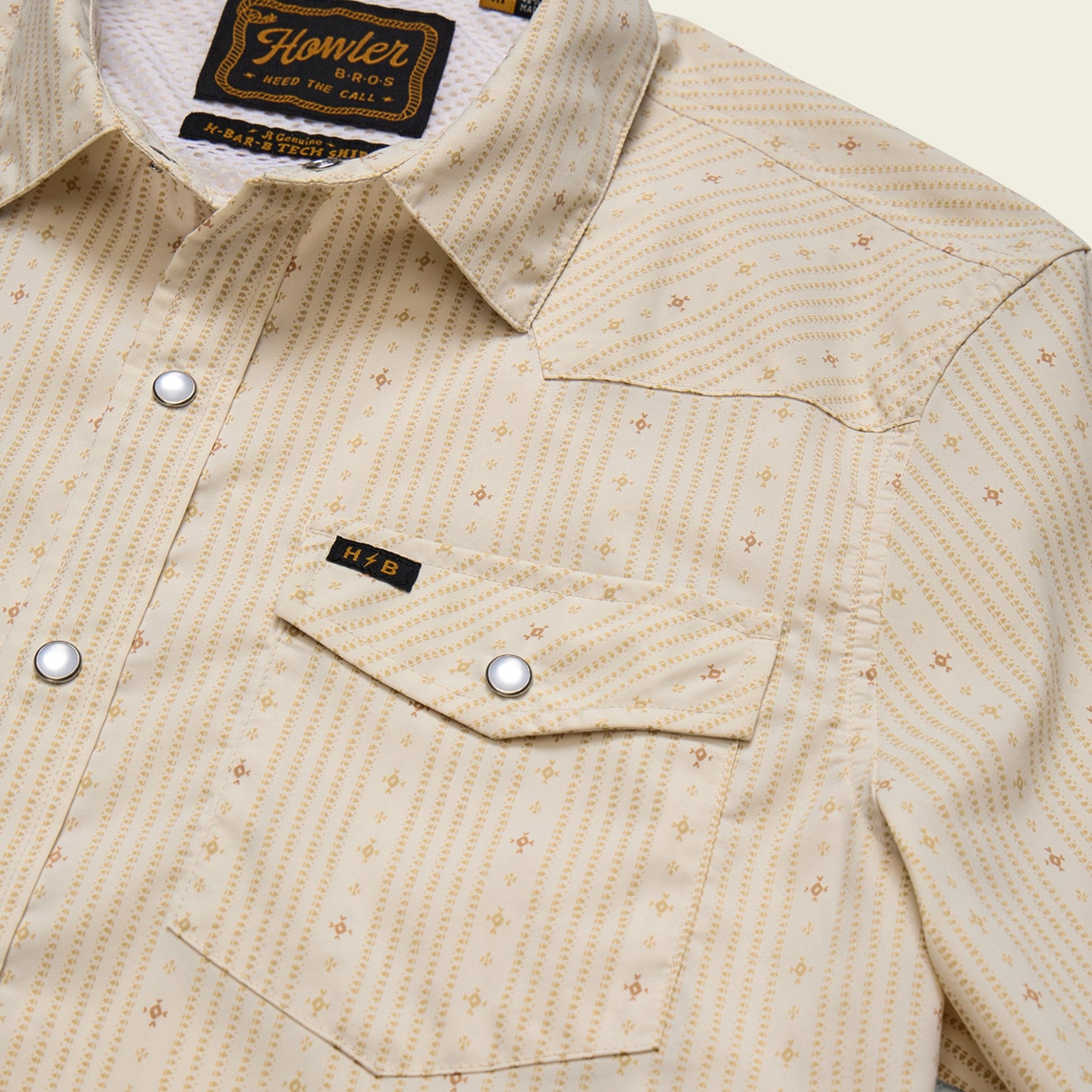 Roper's Clothing stripe performance snap shirt in Supernova Stripe: Leche, fabric close-up