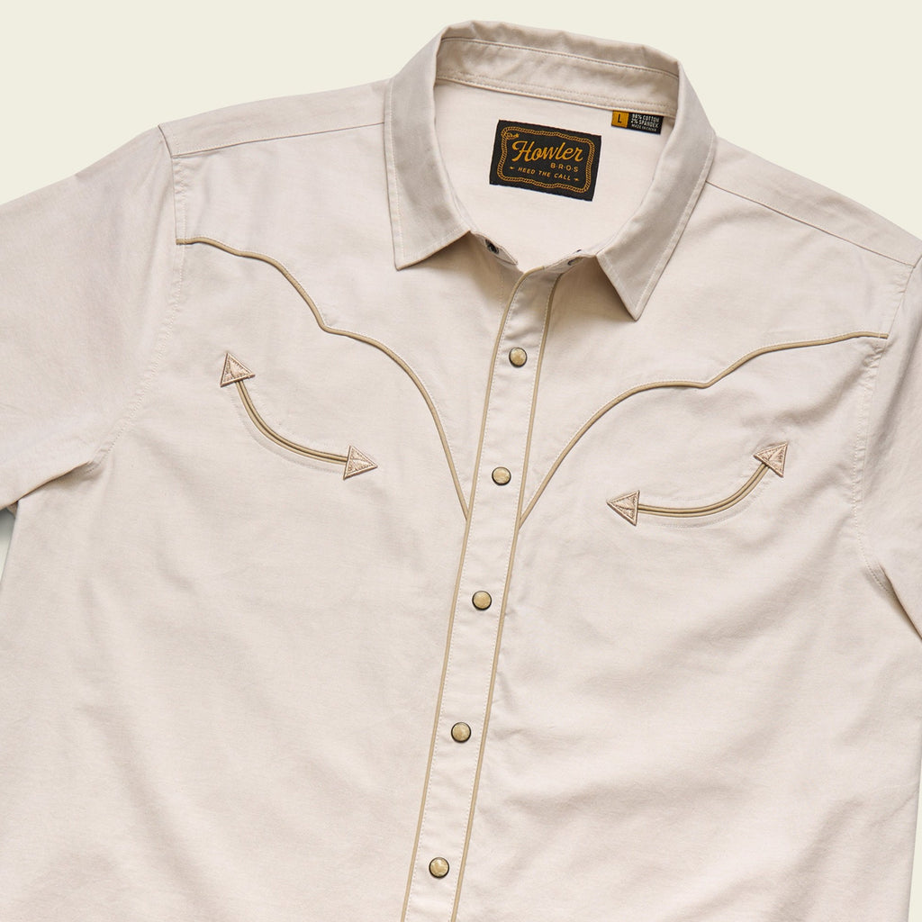 Roper's Clothing solid cotton western snap shirt in Sand, placket and yoke detail