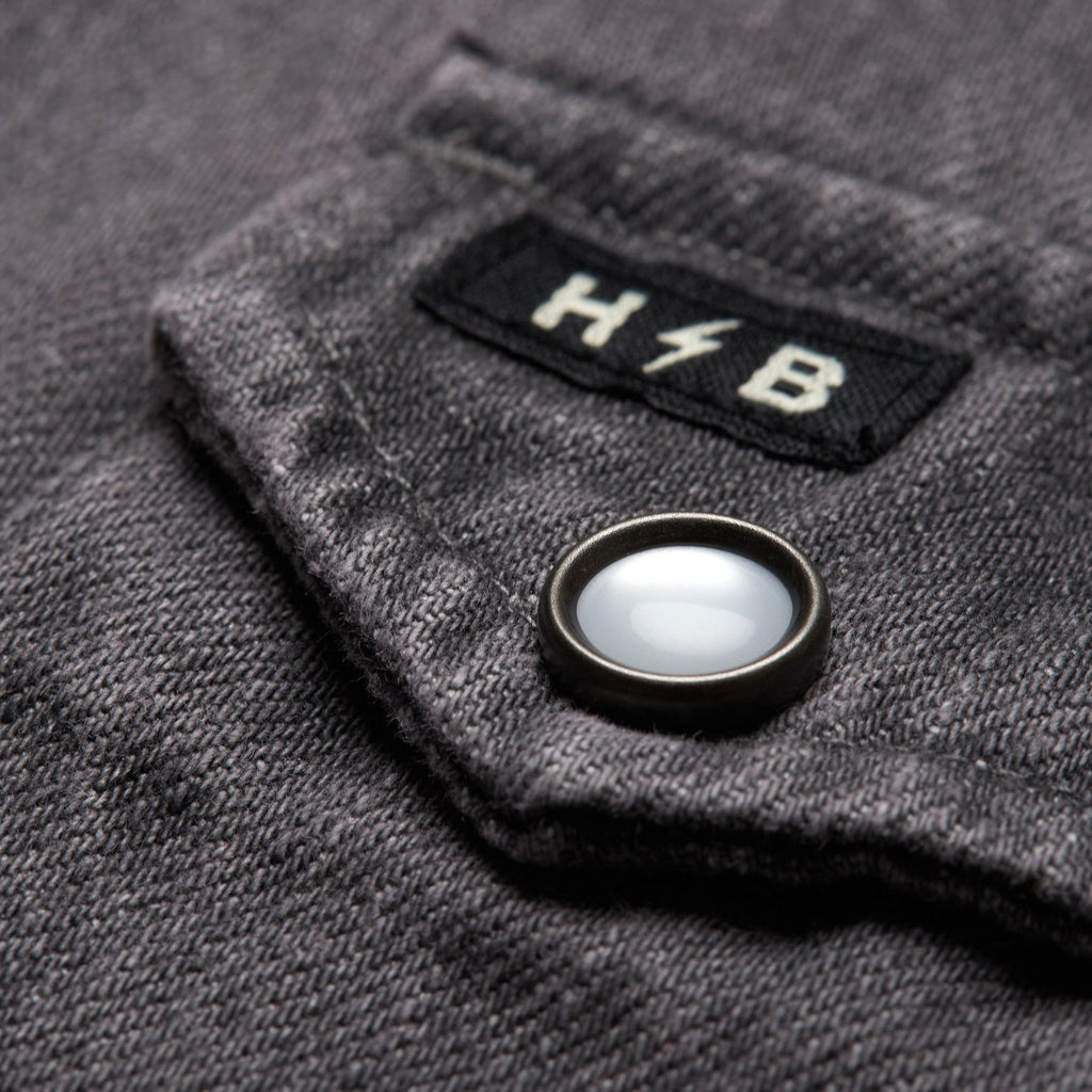 Roper's Clothing solid denim snap shirt in Jovi Grey Wash, placket and yoke detail
