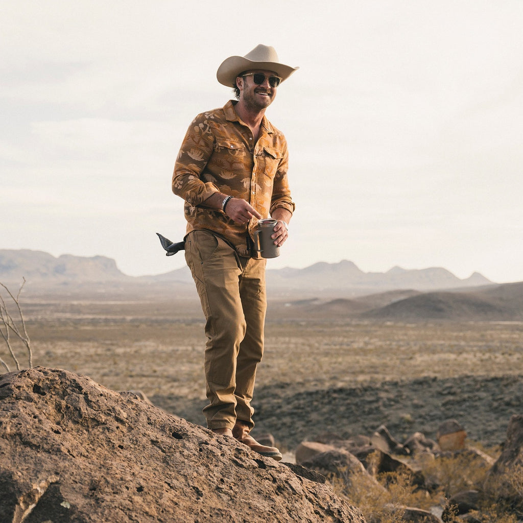 Roper's Clothing floral flannel shirt in Maguey Mirage: Camel, chest pocket detail