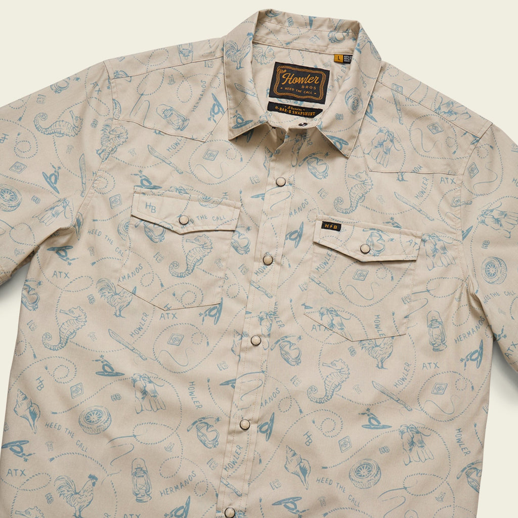 Roper's Clothing print cotton pearl snap shirt in Sea Rodeo: Sand, placket and yoke detail