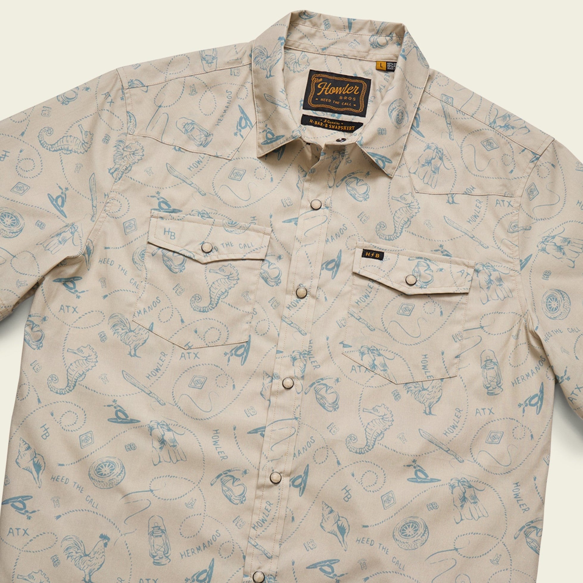 Roper's Clothing print cotton pearl snap shirt in Sea Rodeo: Sand, placket and yoke detail