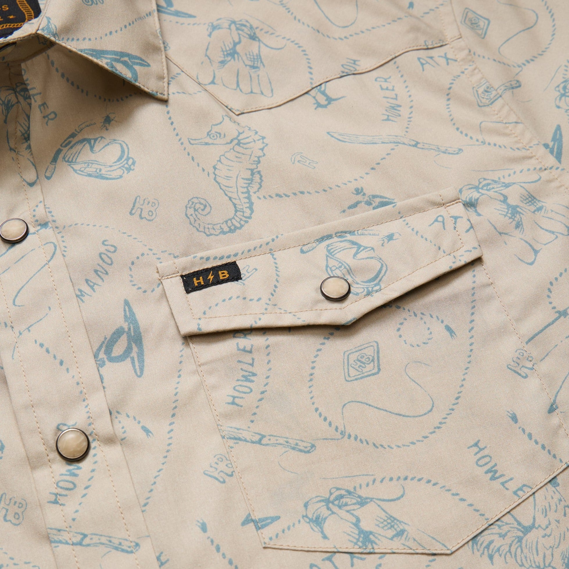Roper's Clothing print cotton pearl snap shirt in Sea Rodeo: Sand, fabric close-up