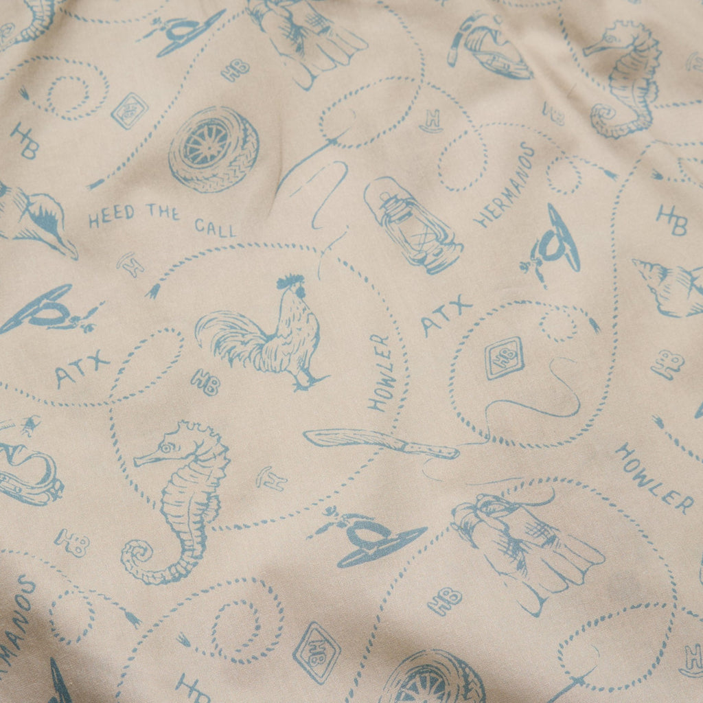 Roper's Clothing print cotton pearl snap shirt in Sea Rodeo: Sand, collar detail