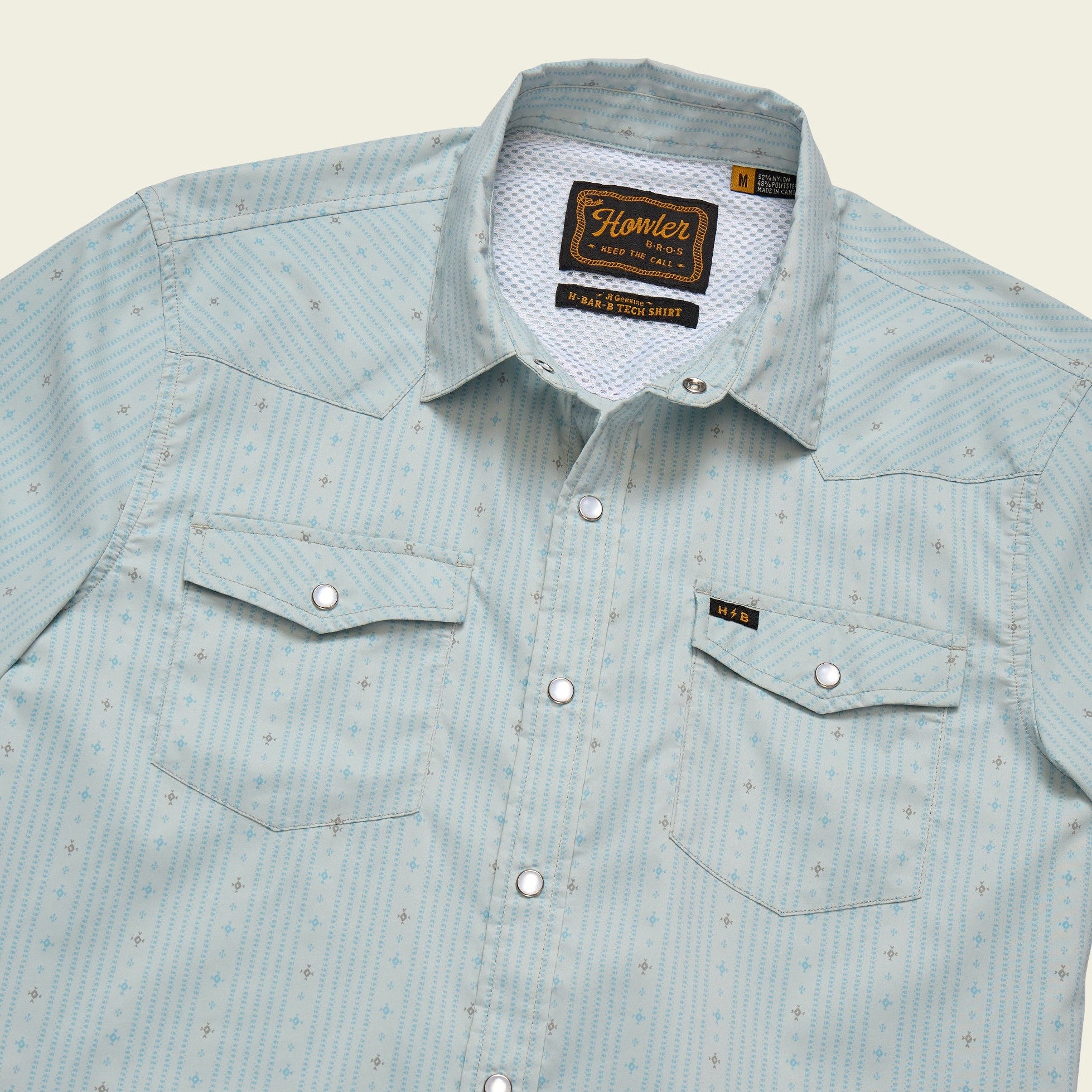 Roper's Clothing stripe performance snap shirt in Supernova Stripe: Ash Blue, placket and yoke detail